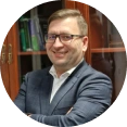 Radca Prawny Wojciech Artemiuk właściciel Kancelarii Prawnej specjalizującej się w odszkodowaniach.